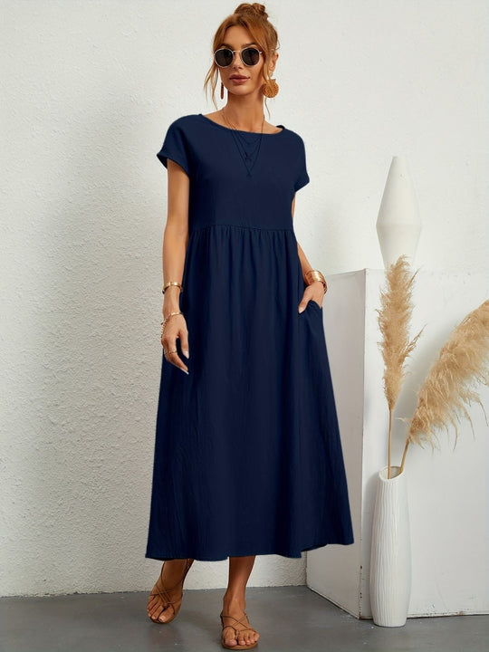 Camille | Dress with round neckline