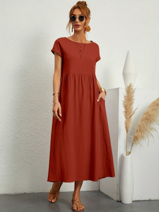 Camille | Dress with round neckline