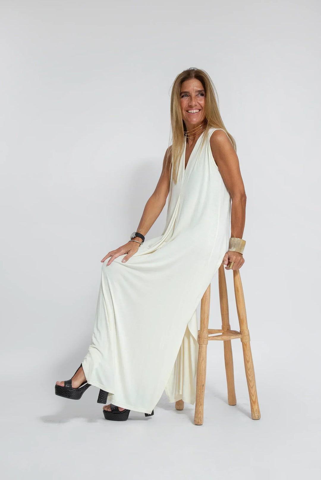 Sia | Elegant Slimming Dress and Versatile Vest Set